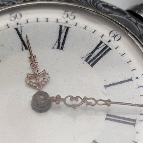 アンティーク スイス製無銘 懐中時計 浮彫彫刻シルバープレートケース 動作良好